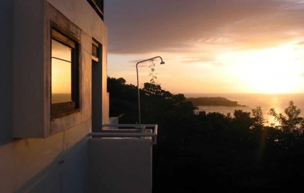 Being Villa Plymouth Buitenkant foto